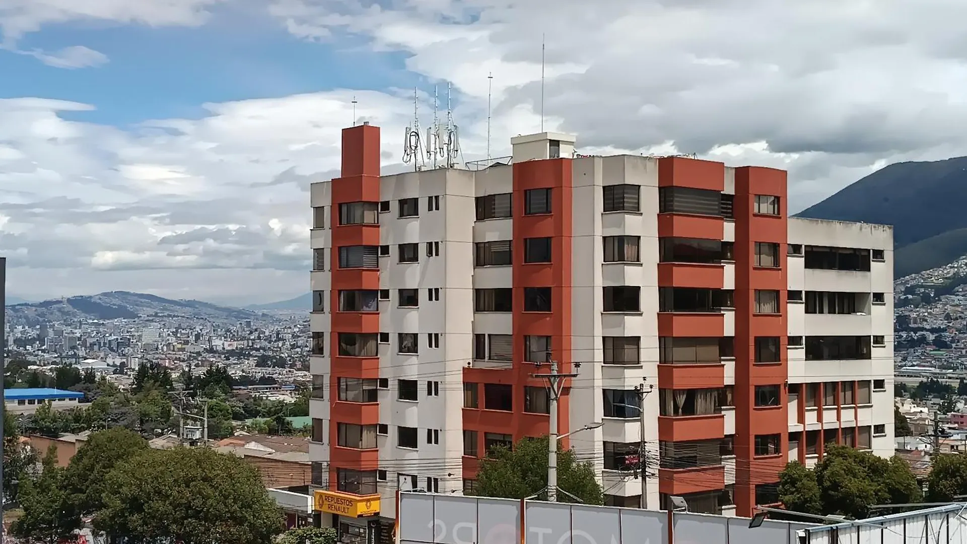 Suite La Terraza Cerca Embajada Americana Quito 0*,  Ecuador